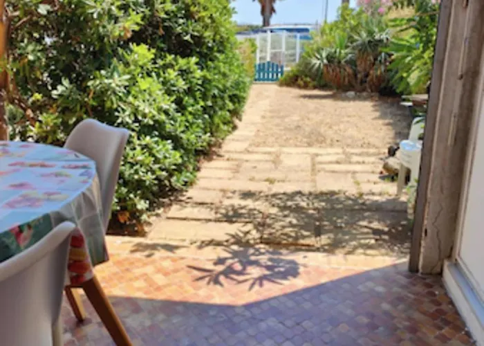 Appartement T1 Comfort With Parking And Garden Gruissan